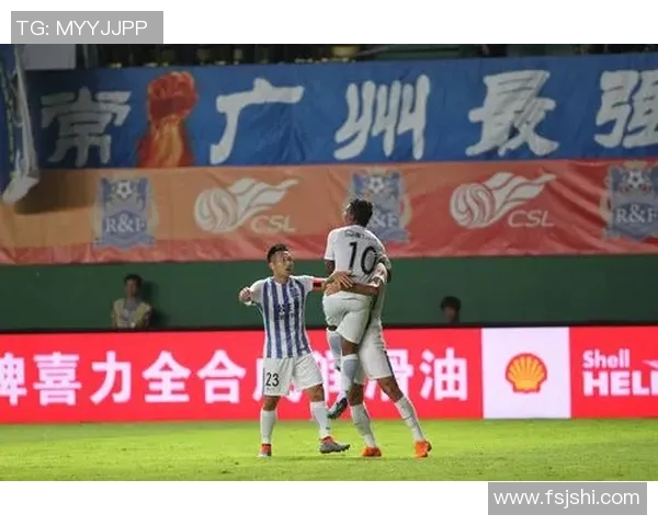重庆与富力激战四五大战赛场上演精彩绝伦的进球对决
